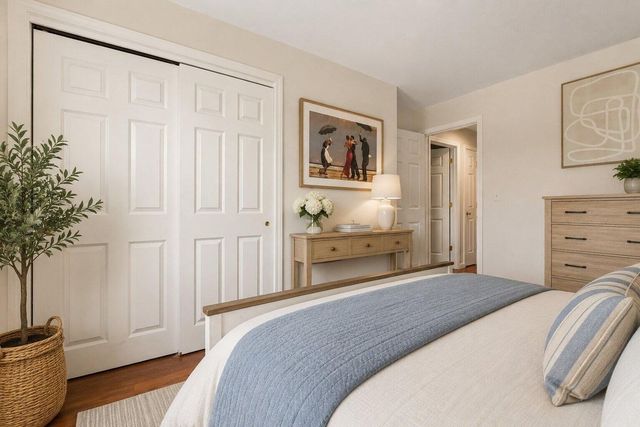 6 Waltham Dr 6, Plainville, MA 02762