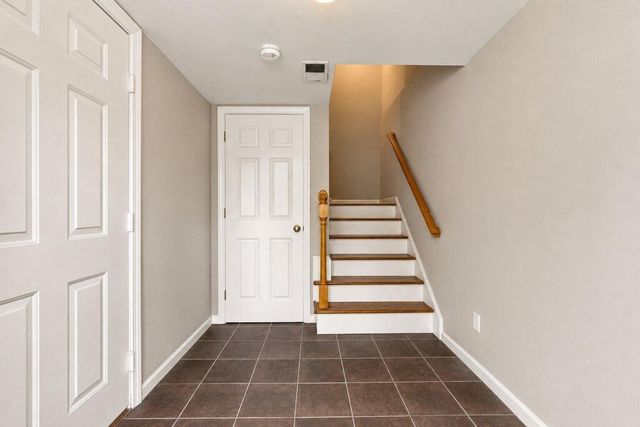 6 Waltham Dr 6, Plainville, MA 02762