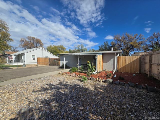 318 Ash Street, Hudson, CO 80642
