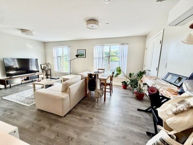 882 Mass Ave 2D, Arlington, MA 02476