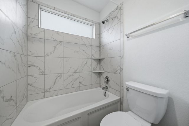 371 Jack Ryan ST, Kyle, TX 78640