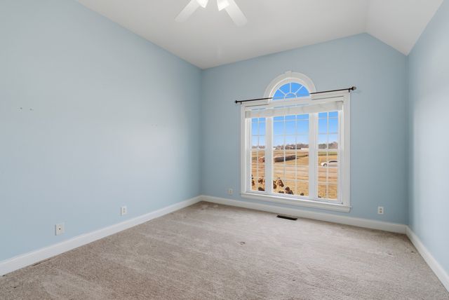 1010 Kamber Leigh Dr, Cedar Hill, TN 37032