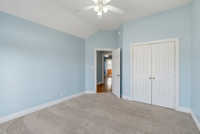 1010 Kamber Leigh Dr, Cedar Hill, TN 37032