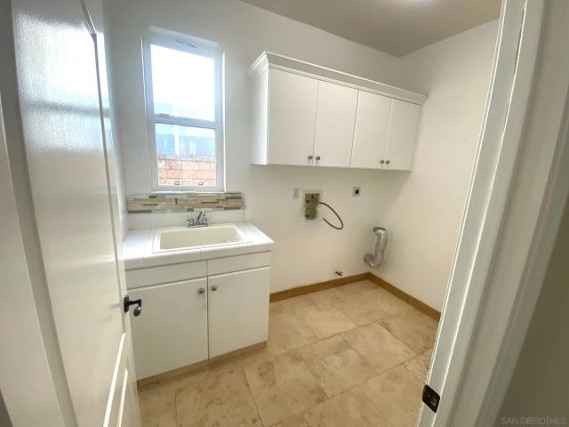 5517 Rabbit Ridge Road, San Diego, CA 92130