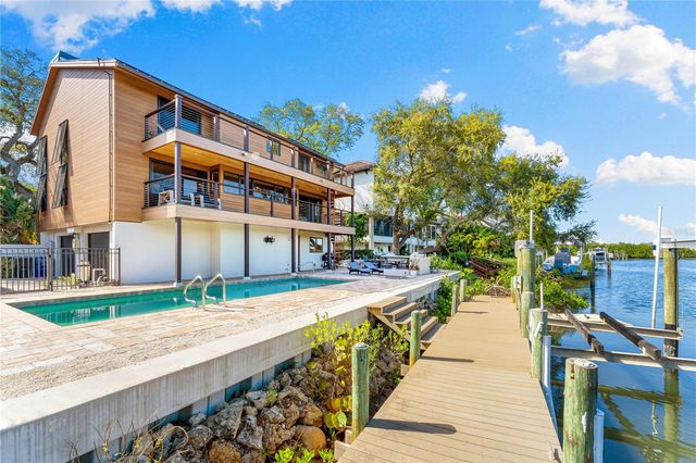 5236 SIESTA COVE DRIVE, Sarasota, FL 34242