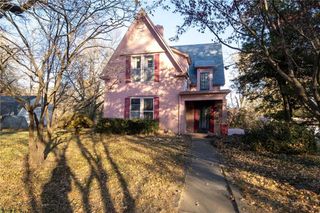 1911 N 22nd Street, St Joseph, MO 64505