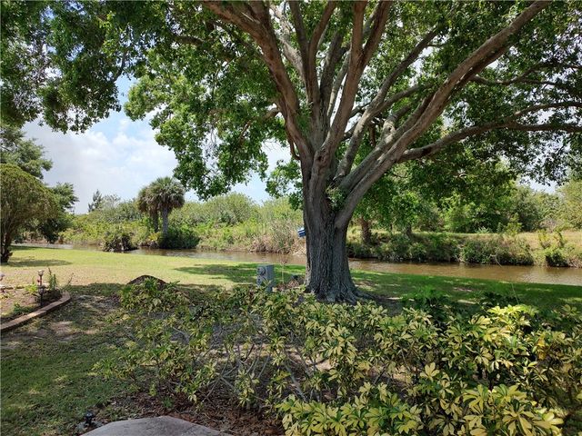 451 Papaya Circle, Barefoot Bay, FL 32976