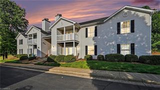 7145 W Friendly Avenue H, Greensboro, NC 27410
