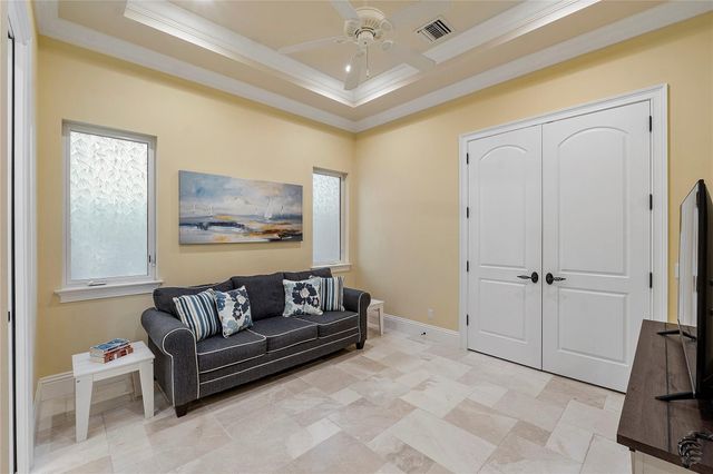 3430 NE 23rd Ave, Lighthouse Point, FL 33064