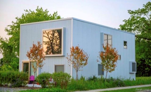 2235 Harding Street, Detroit, MI 48214