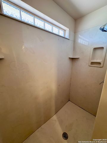 730 County Road 307, Jourdanton, TX 78026