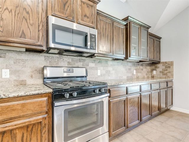 10017 Allie Hope Lane, Yukon, OK 73099