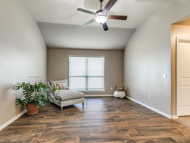 10017 Allie Hope Lane, Yukon, OK 73099