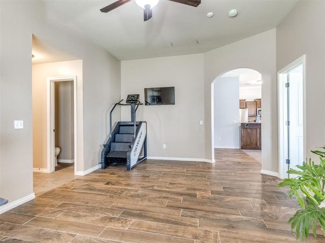 10017 Allie Hope Lane, Yukon, OK 73099