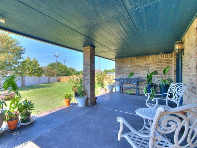 10017 Allie Hope Lane, Yukon, OK 73099