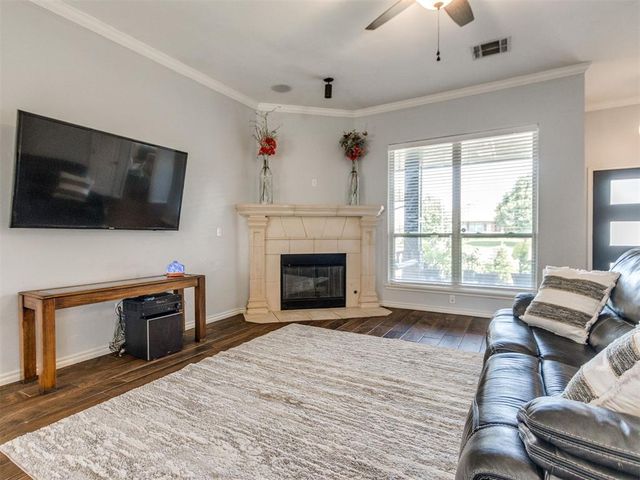 10017 Allie Hope Lane, Yukon, OK 73099