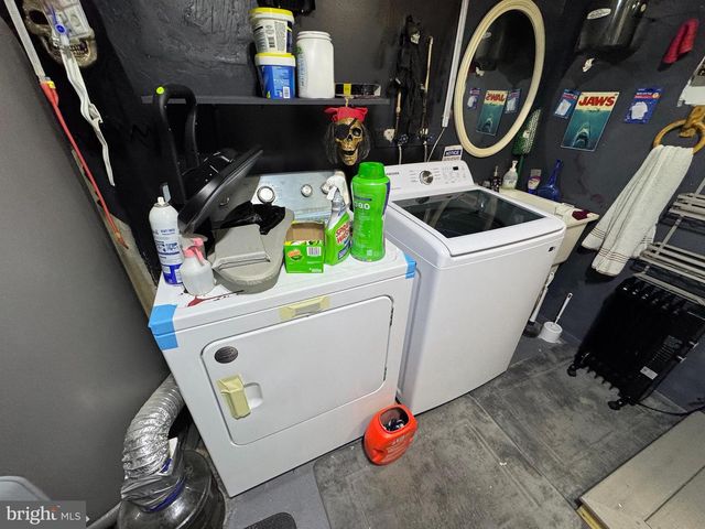 1602 W MARTIN ST, Martinsburg, WV 25401