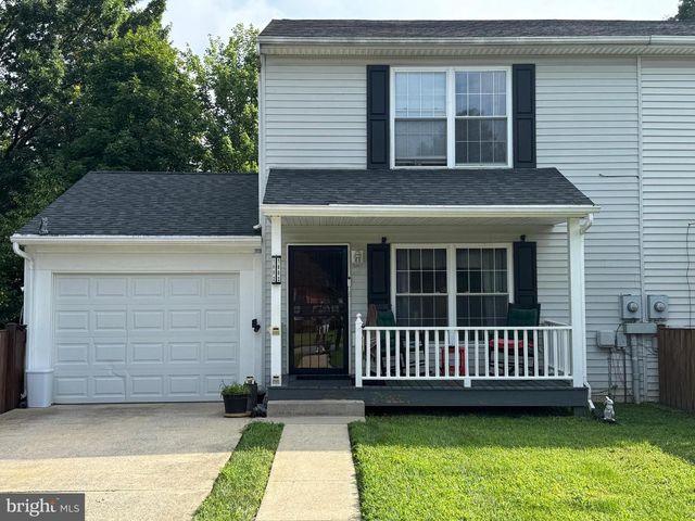 1602 W MARTIN ST, Martinsburg, WV 25401