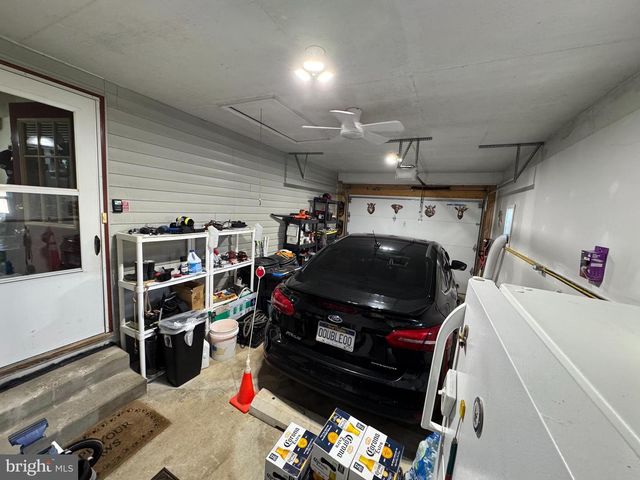 1602 W MARTIN ST, Martinsburg, WV 25401