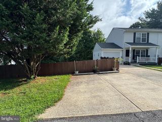 1602 W MARTIN ST, Martinsburg, WV 25401
