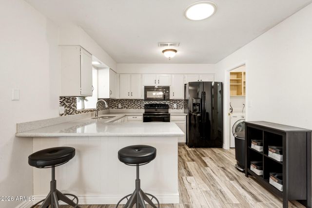 407 E JULIE Drive, Tempe, AZ 85283