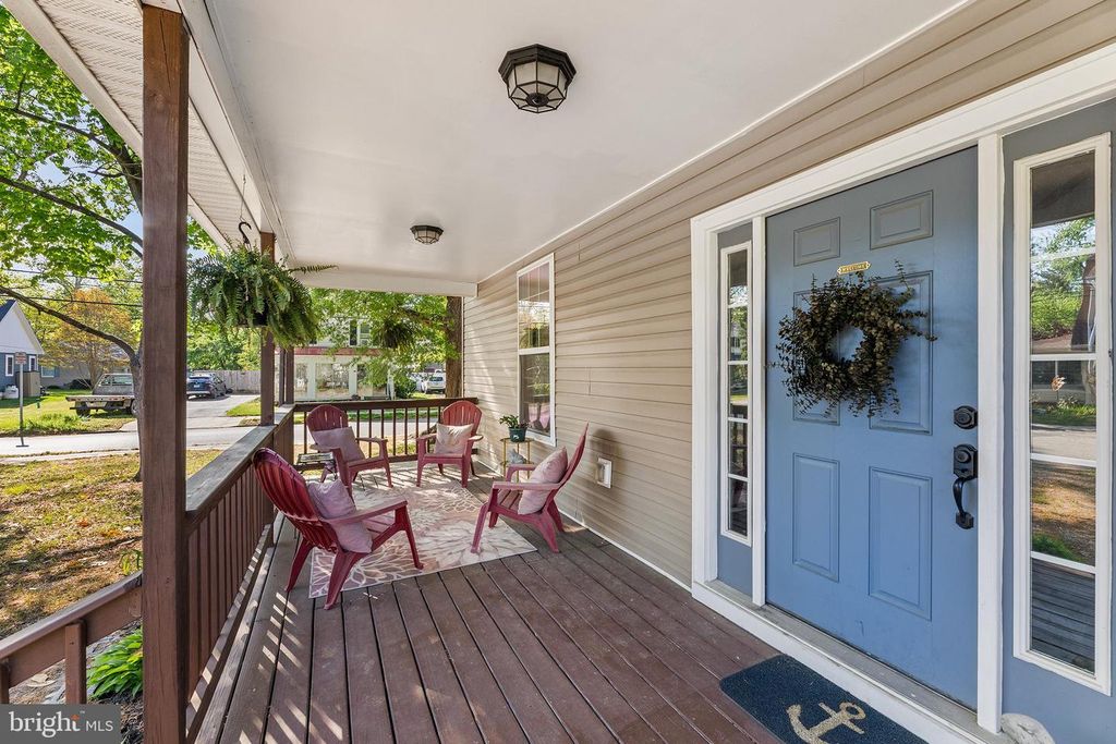 Image 18 of property listing at 225 S 2ND ST, Denton, MD 21629