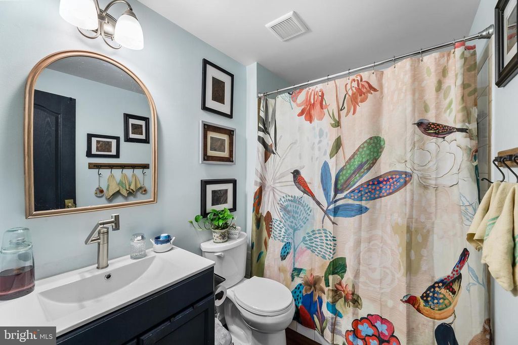 Image 24 of property listing at 225 S 2ND ST, Denton, MD 21629