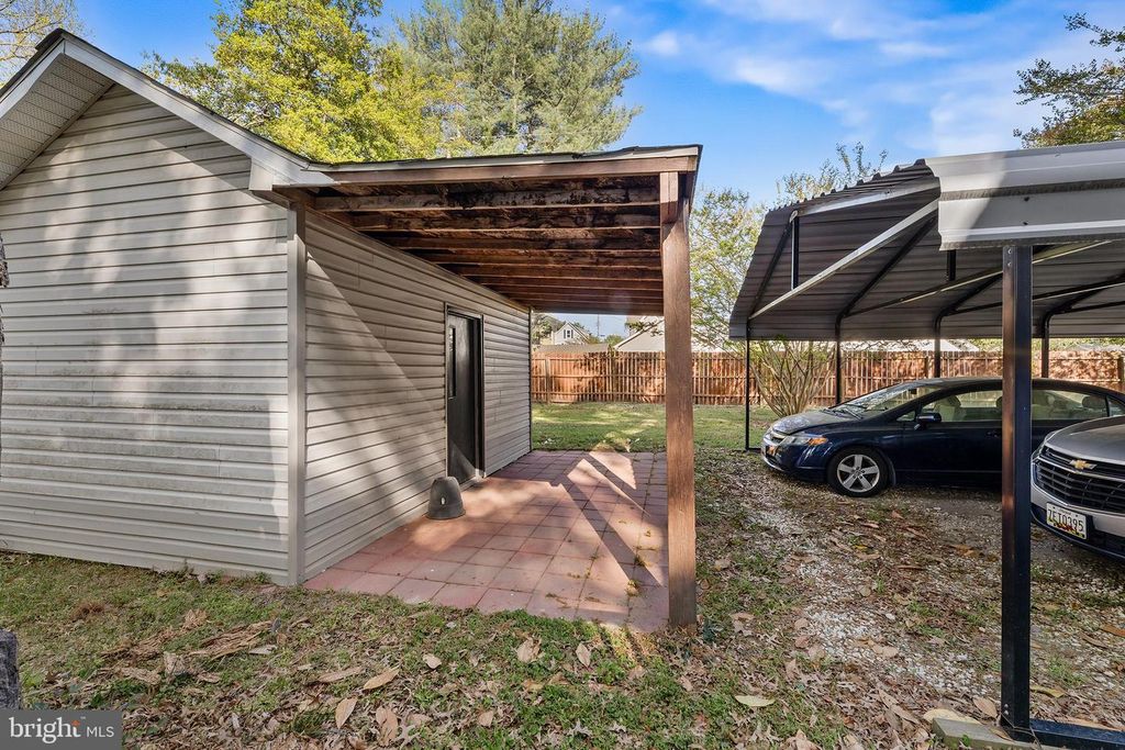 Image 41 of property listing at 225 S 2ND ST, Denton, MD 21629