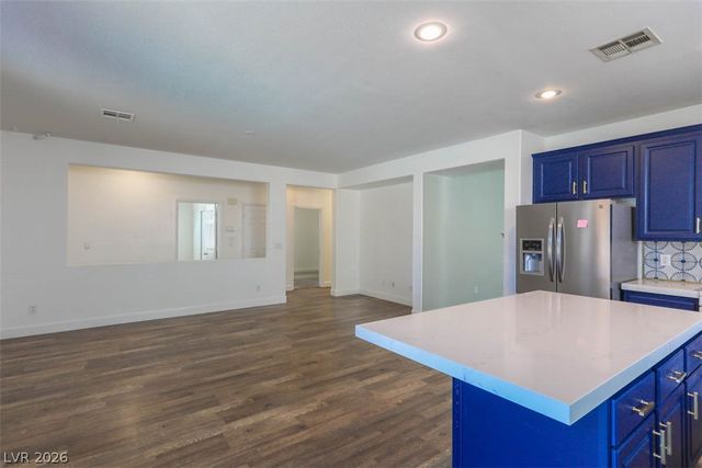 11057 Village Crest Lane, Las Vegas, NV 89135