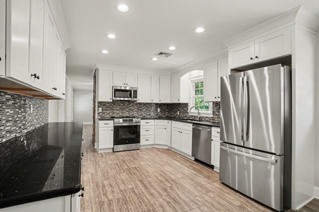 1020 Chicora Blvd., Conway, SC 29526