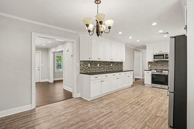 1020 Chicora Blvd., Conway, SC 29526