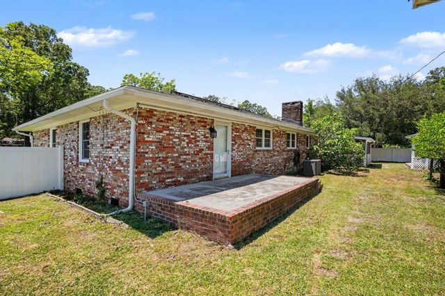 1020 Chicora Blvd., Conway, SC 29526