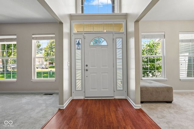 10335 Ridge Line Court, Indianapolis, IN 46236