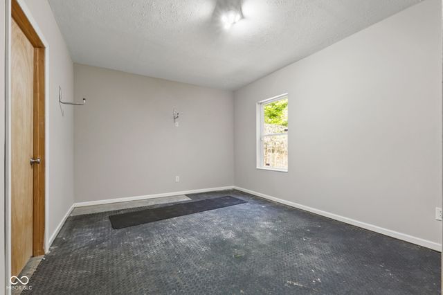 10335 Ridge Line Court, Indianapolis, IN 46236