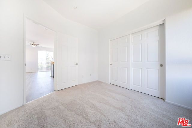 14661 Sherman Way, Van Nuys (los Angeles), CA 91405