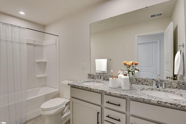 201 Harling Court, Fountain Inn, SC 29644