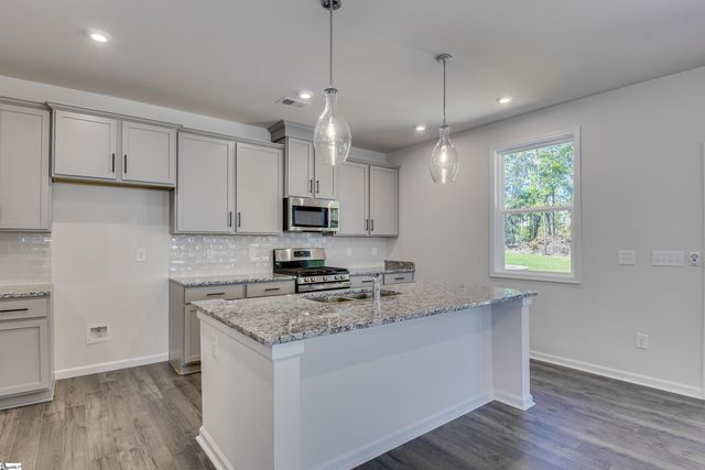 201 Harling Court, Fountain Inn, SC 29644