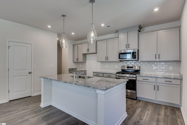 201 Harling Court, Fountain Inn, SC 29644