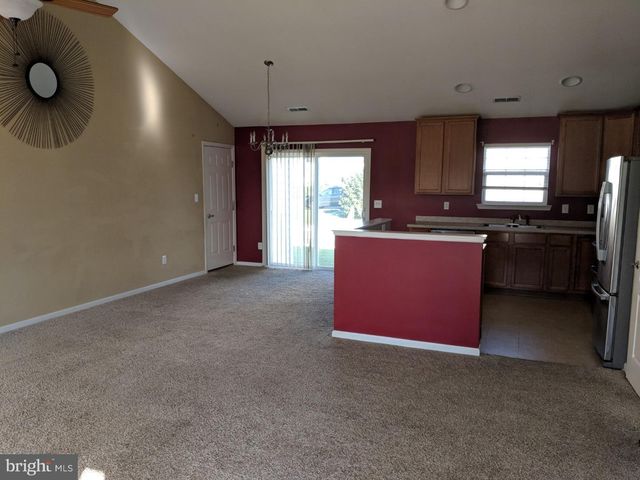 196 KINGS MILL DR, Felton, DE 19943