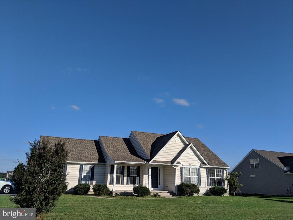 196 KINGS MILL DR, Felton, DE 19943