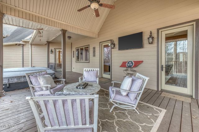 520 Highway 93, Fall Branch, TN 37656