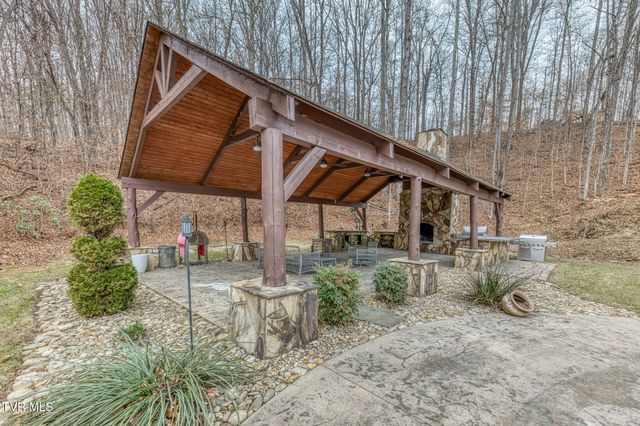 520 Highway 93, Fall Branch, TN 37656