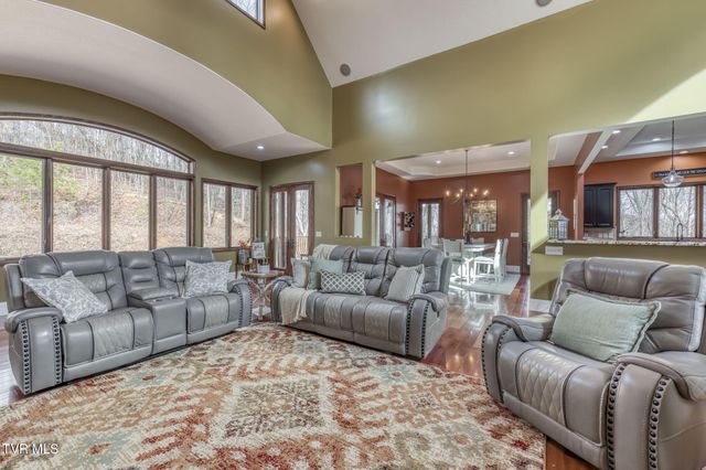 520 Highway 93, Fall Branch, TN 37656