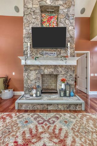 520 Highway 93, Fall Branch, TN 37656