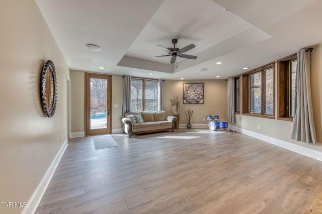 520 Highway 93, Fall Branch, TN 37656