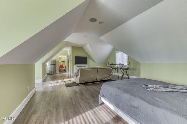 520 Highway 93, Fall Branch, TN 37656