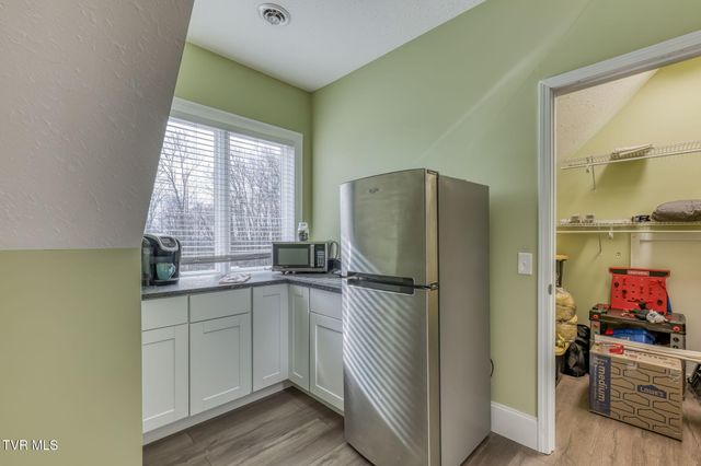 520 Highway 93, Fall Branch, TN 37656