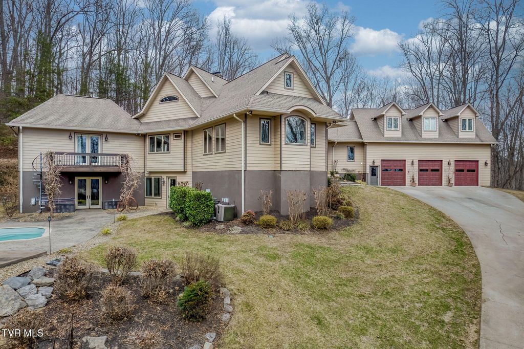 520 Highway 93, Fall Branch, TN 37656