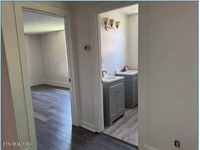 2437 Selma Ave, Knoxville, TN 37915
