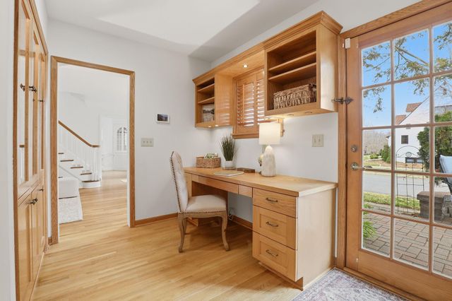 571 Griggs Street S, Saint Paul, MN 55116